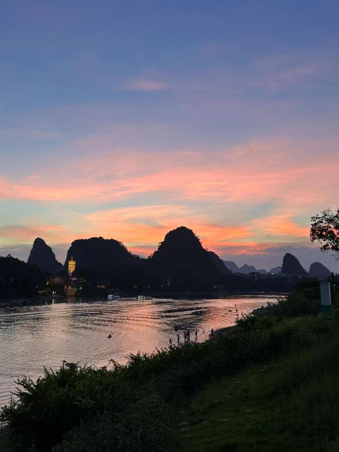 Li River Resort Villa Hotel Ґуйлінь Екстер'єр фото